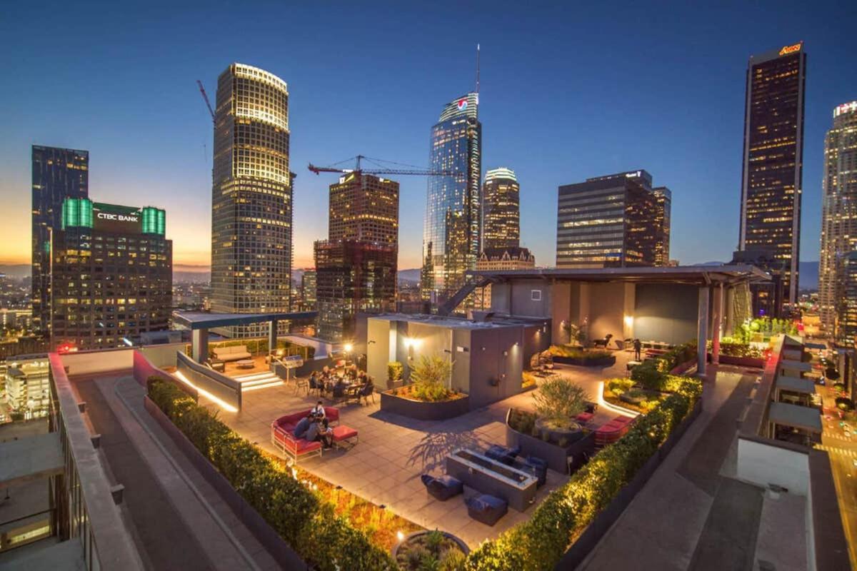 Top Floor 3 Bed 3 Bath Penthouse Living In Luxury Los Angeles Exteriör bild
