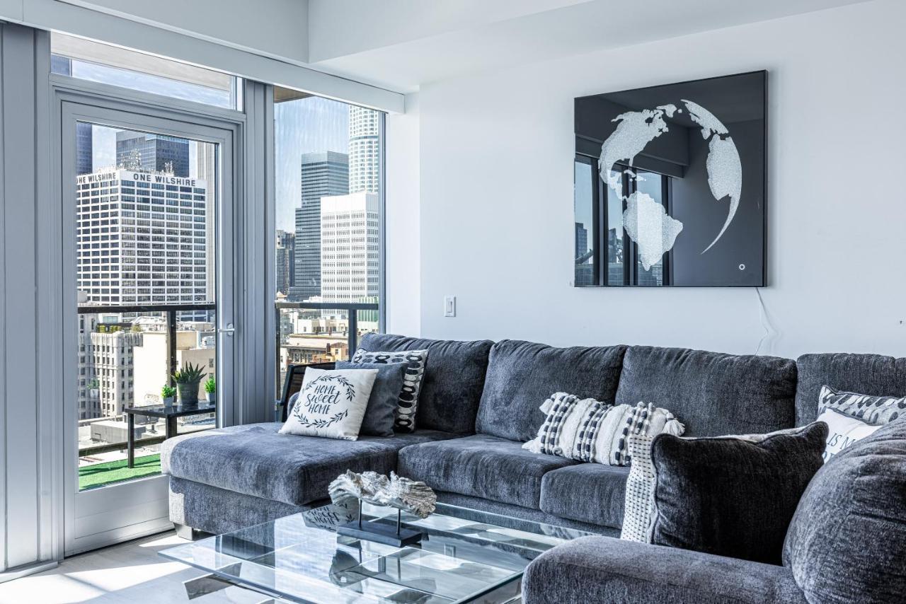 Top Floor 3 Bed 3 Bath Penthouse Living In Luxury Los Angeles Exteriör bild