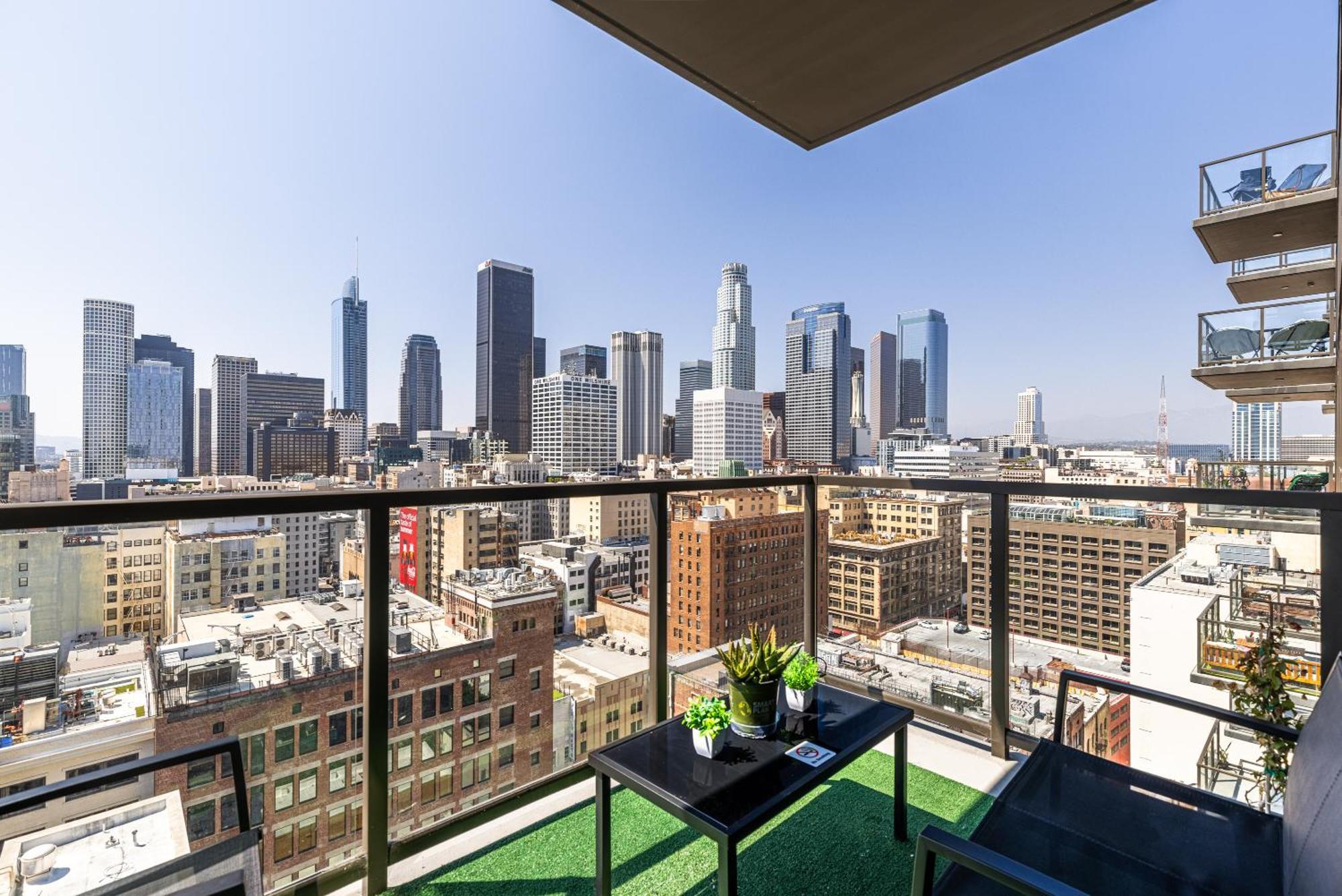 Top Floor 3 Bed 3 Bath Penthouse Living In Luxury Los Angeles Exteriör bild