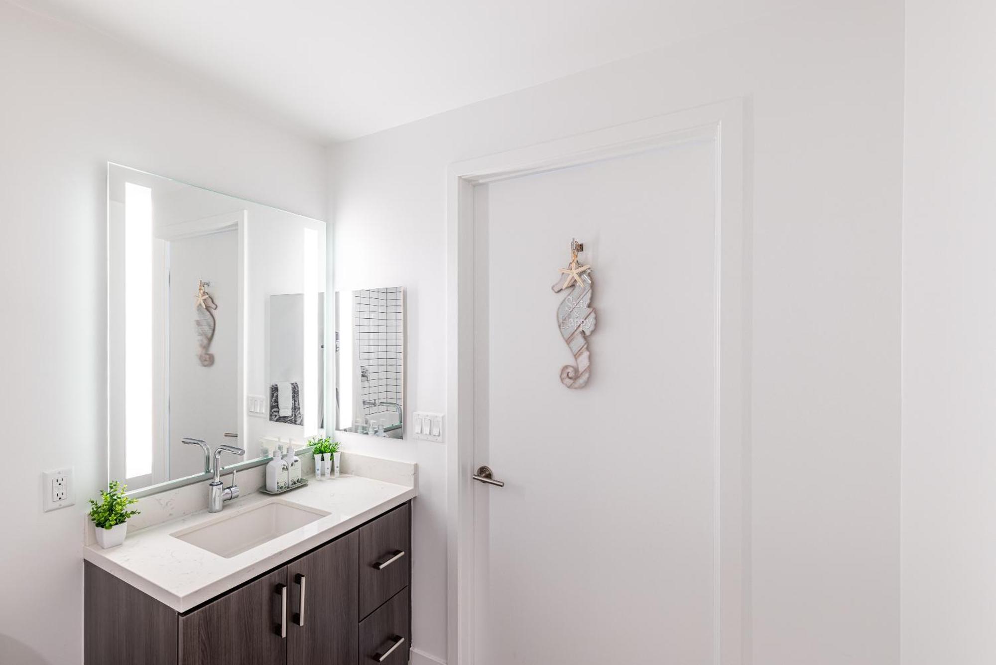 Top Floor 3 Bed 3 Bath Penthouse Living In Luxury Los Angeles Exteriör bild